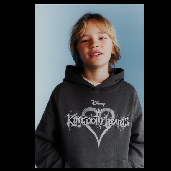 Zara KINGDOM HEARTS © DISNEY SWEATSHIRT - Picture 3 of 5